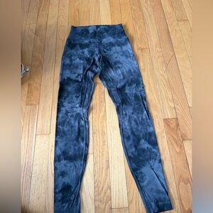 Women’s diamond dye grey lululemon leggings
